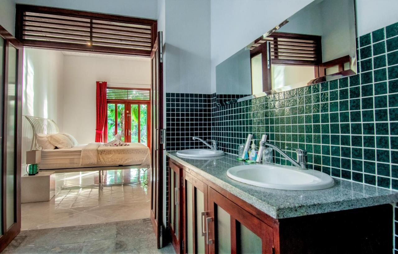 Villa Kelapa ロヴィーナ エクステリア 写真