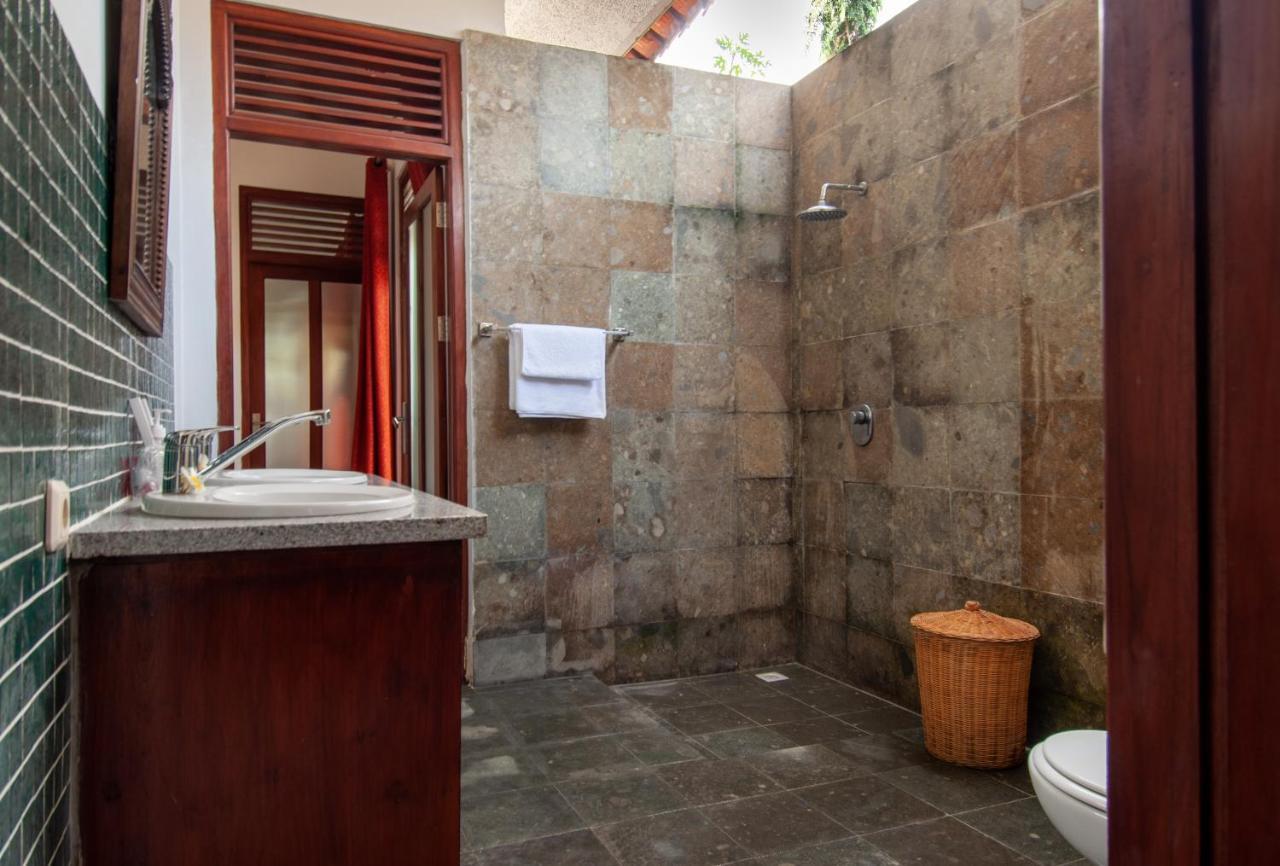 Villa Kelapa ロヴィーナ エクステリア 写真