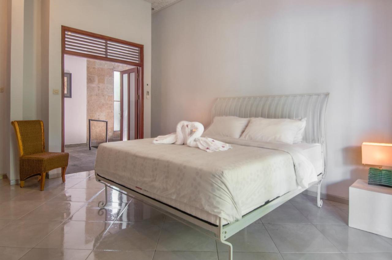 Villa Kelapa ロヴィーナ エクステリア 写真